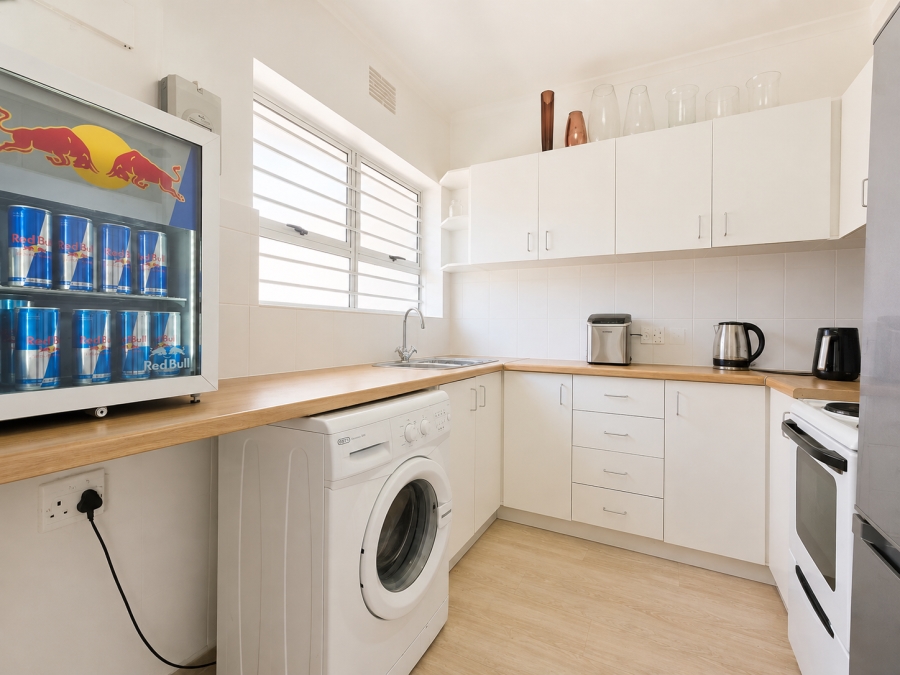 1 Bedroom Property for Sale in Sea Point Western Cape